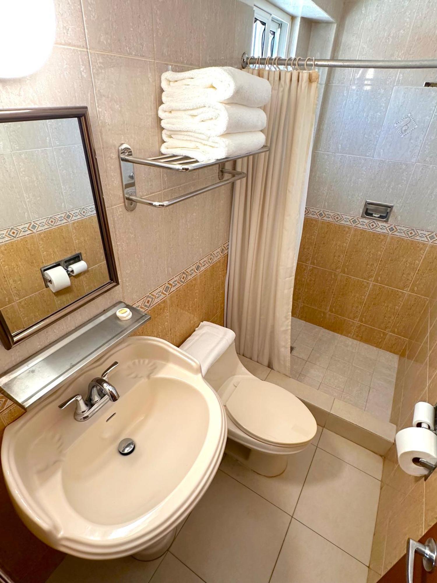Hotel Andros Colon Zewnętrze zdjęcie